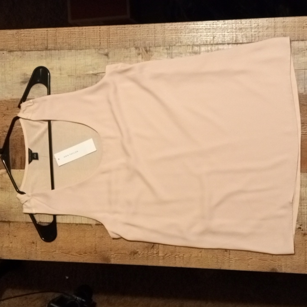 Ann Taylor sleeveless tank top